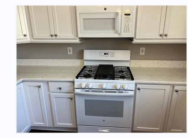 Photo - 4030 Ridgefair Dr