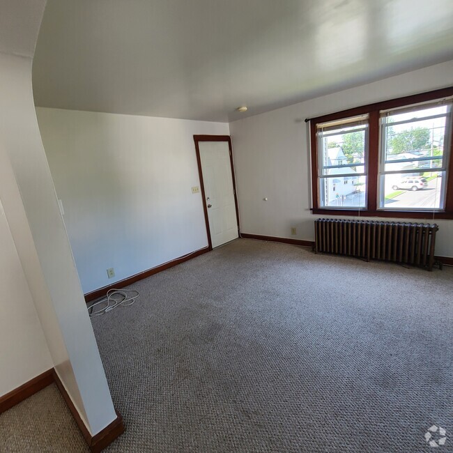Building Photo - 49 Peace St Unit 49 Peace  Street Rental