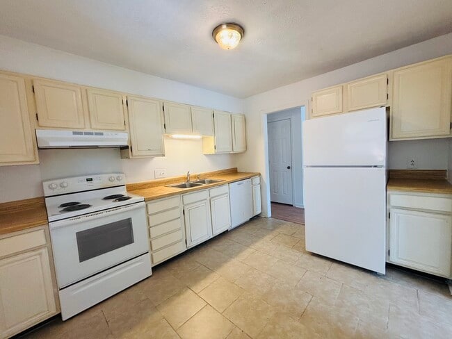 306 Woodbine Dr