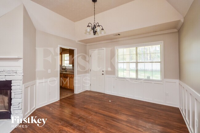 Photo - 145 Vinny's Way