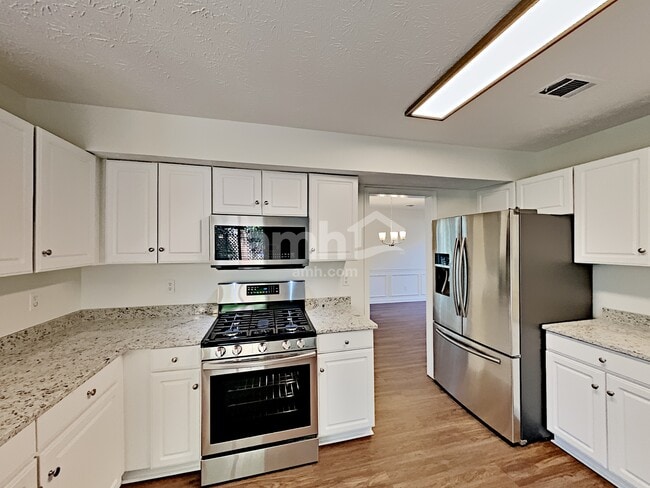 Photo - 555 Fosters Mill Ln NW