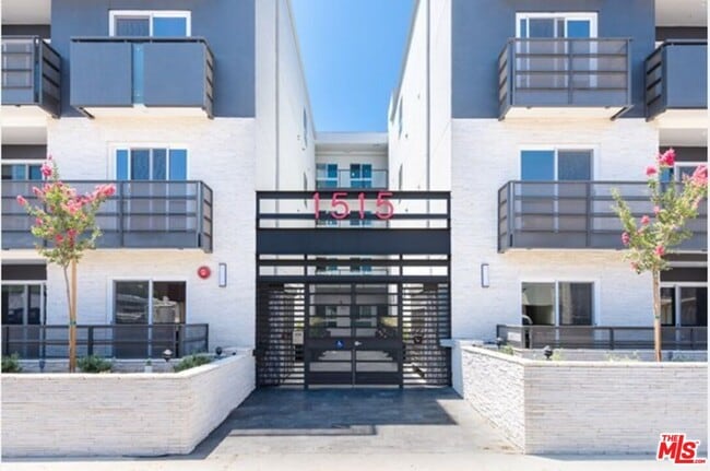 Building Photo - 1515 Colby Ave Unit 201 Rental