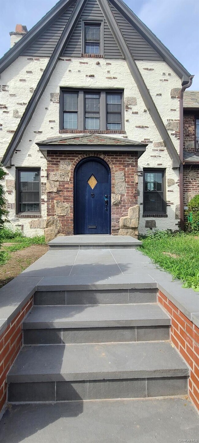 Photo - 88-37 62nd Dr