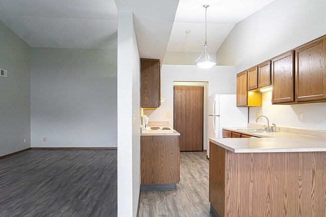 Marblehead - Kitchen