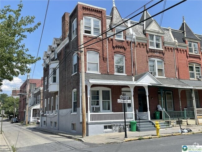 Building Photo - 123 N 11th St Rental