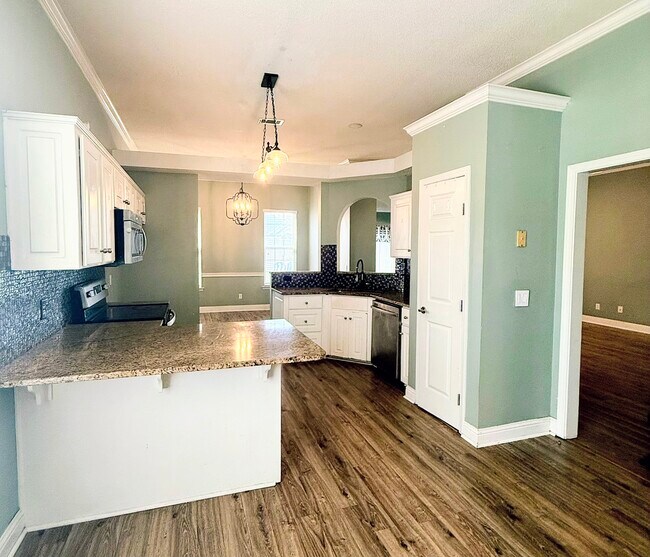 Photo - 2 Hummingbird Ct