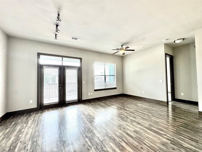 Photo - 5454 Washington Ave Unidad 1403