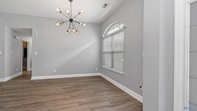 Photo - 113 E Crest Way House