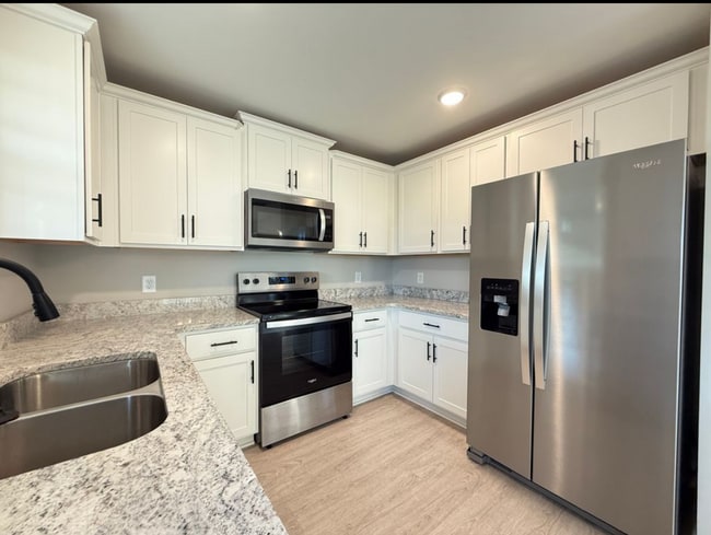 Photo - 3 Bedroom 2.5 Bath House