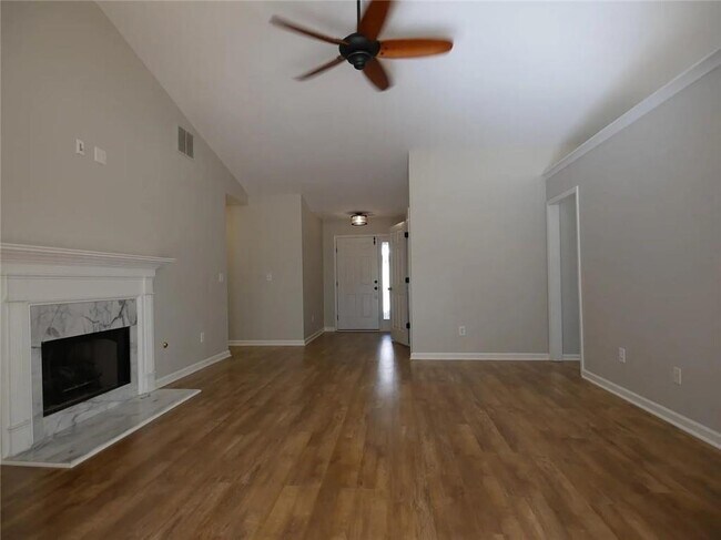 Photo - 5440 Windcrest Ln