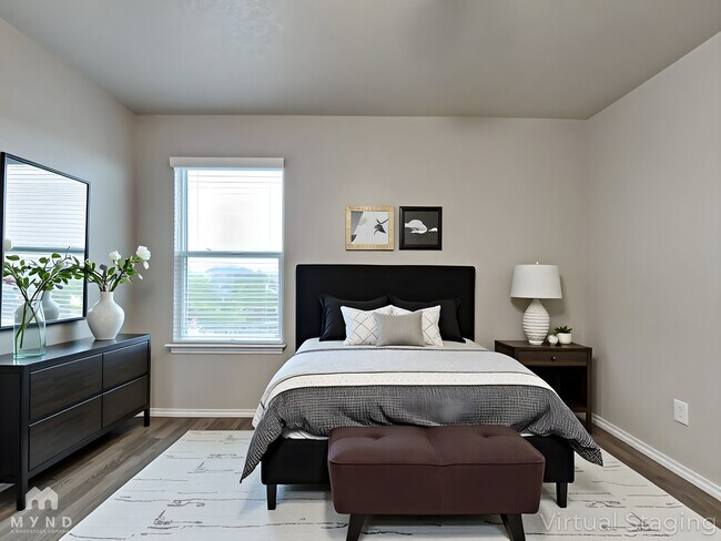 Photo - 4019 Turning Pine Edge