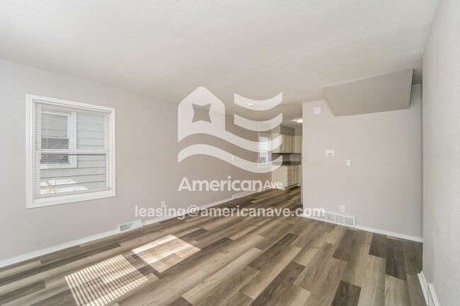 Photo - 1513 Geneva St