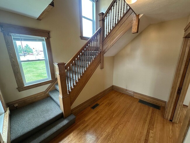Photo - 3002 Dudley Ave