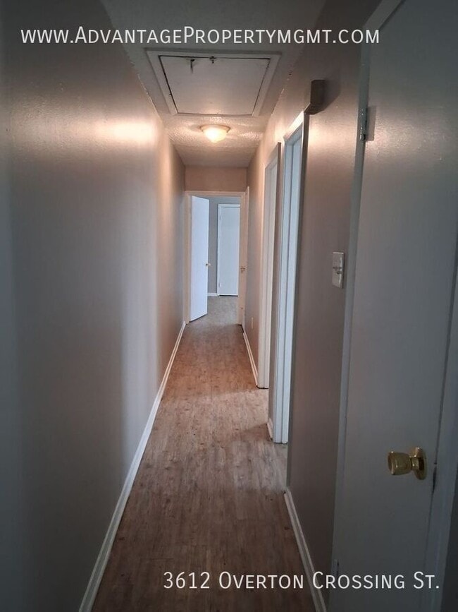 Photo - 3612 Overton Crossing St