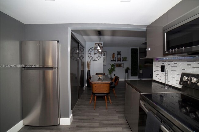 Photo - 200 178th Dr Unit n/a