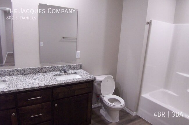 Photo - 802 E. Daniels-