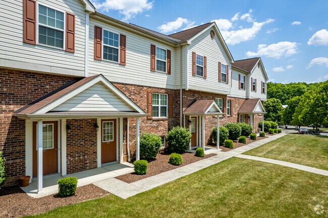 Timberbrook Court Townhouses Zelienople PA ForRent com Timberbrook Court Townhouses Zelienople PA ForRent com