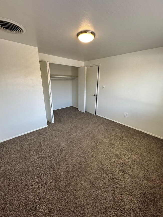 Photo - Move in Ready! Newly updated 1 bedroom 1 b... Unit 8