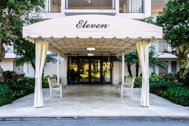 Building Photo - 3200 N Palm Aire Dr Unit 105