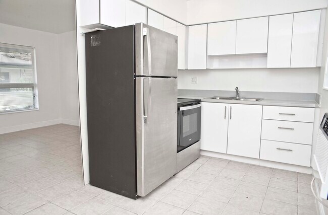 Photo - 2306 Fillmore St Unit #7