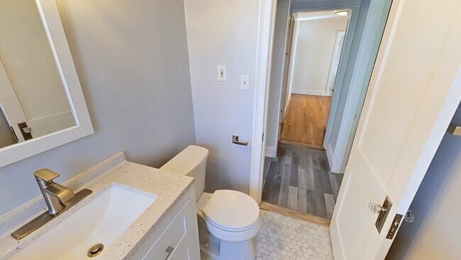 Photo - 75 Forest Hills St Unit 3