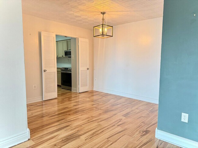 Photo - Spacious Condo—Utilities and Parking Inclu...