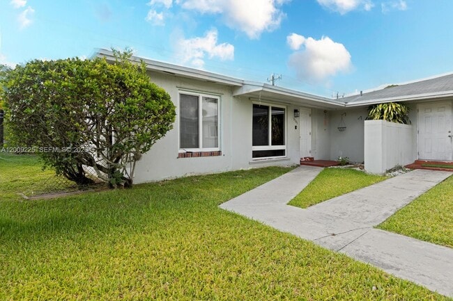 Photo - 19701 SW 103rd Ct Unit 19701