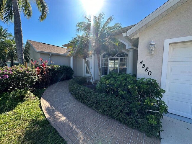 4580 Crystal Rd