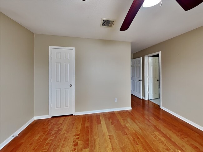 Photo - 4403 Thistle Pond Ct