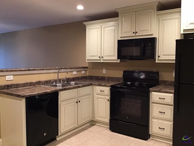 Photo - 108 Pershing Pl Ct