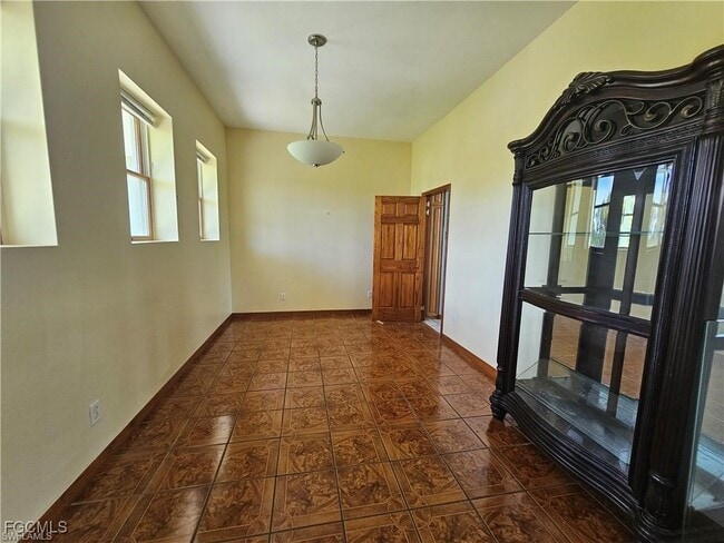 Photo - 4942 Fort Denaud Rd