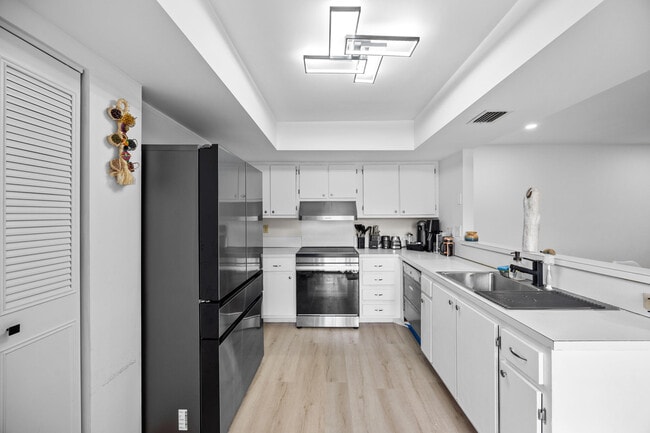 Photo - 12049 Basin St N