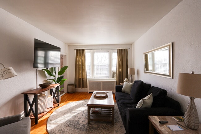 Photo - 90 Kilsyth Rd