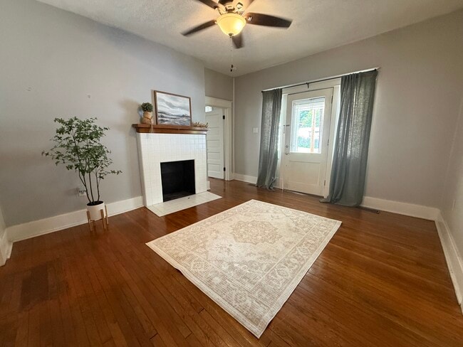 132 Myra Barnes Ave Unit House