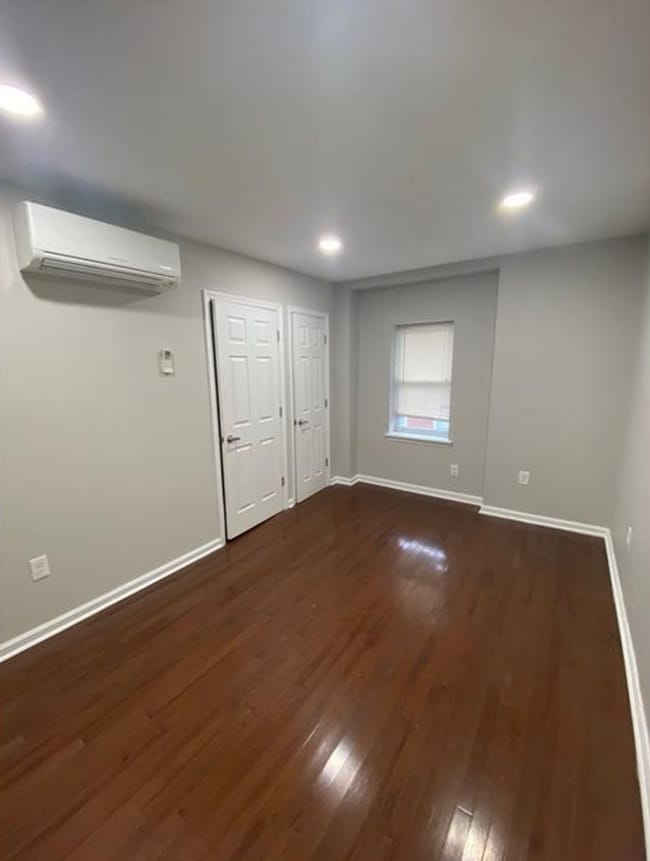 Photo - 1435 Cambridge St Unit 1