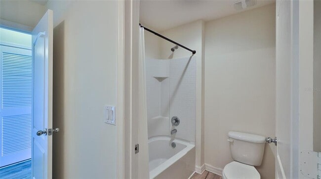 441 White Coral Ln