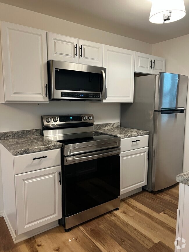 Building Photo - 1916 Beech St Unit B1 Rental