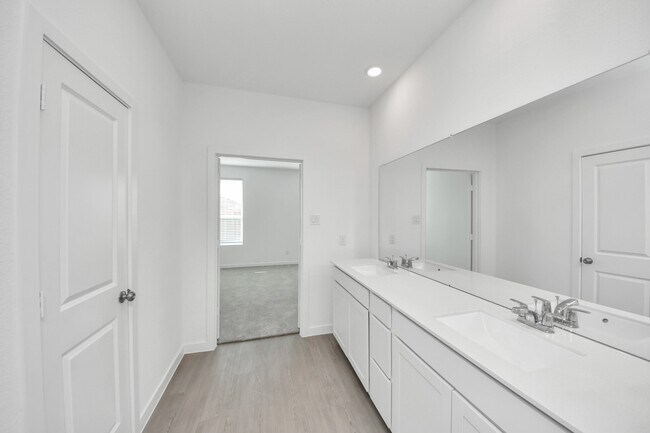 Building Photo - 26531 Wild Stonecrop Ln