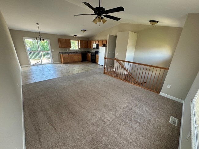 Photo - 159 W Division St Unit 159 W. Division