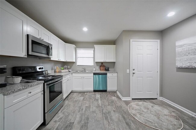 Photo - 3488 Balboa Cir