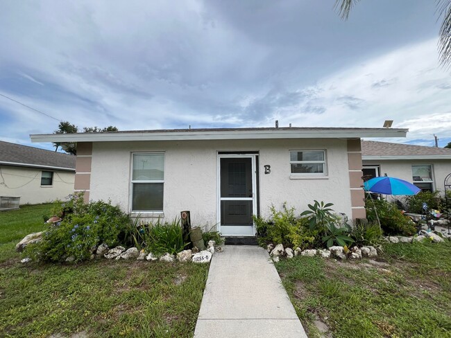 Photo - 11255 Pendleton Ave Apartamento Unidad 11255 Pendleton Ave #B