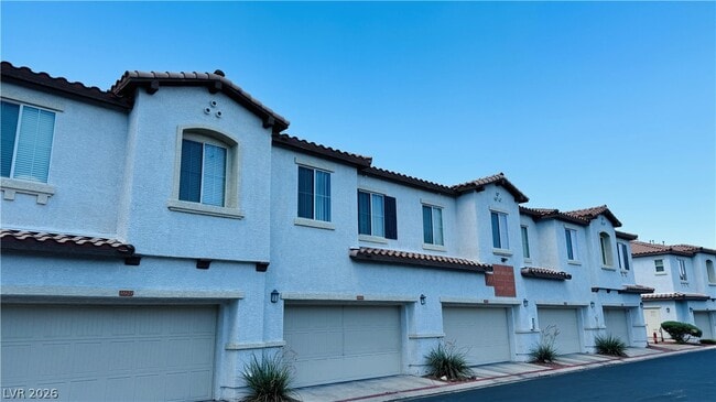Photo - 1525 Spiced Wine Ave