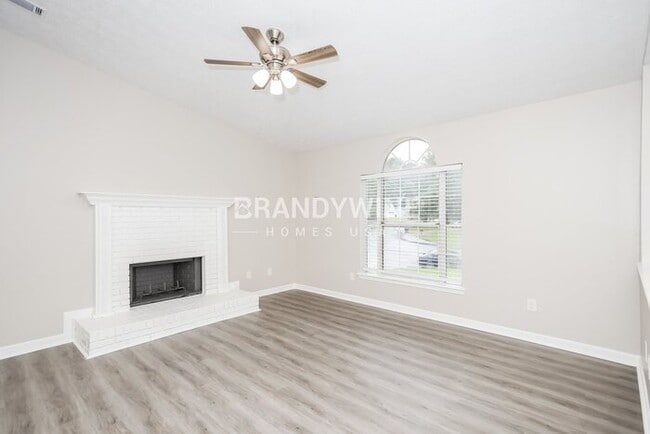 Photo - 6445 Emerald Pointe Cir