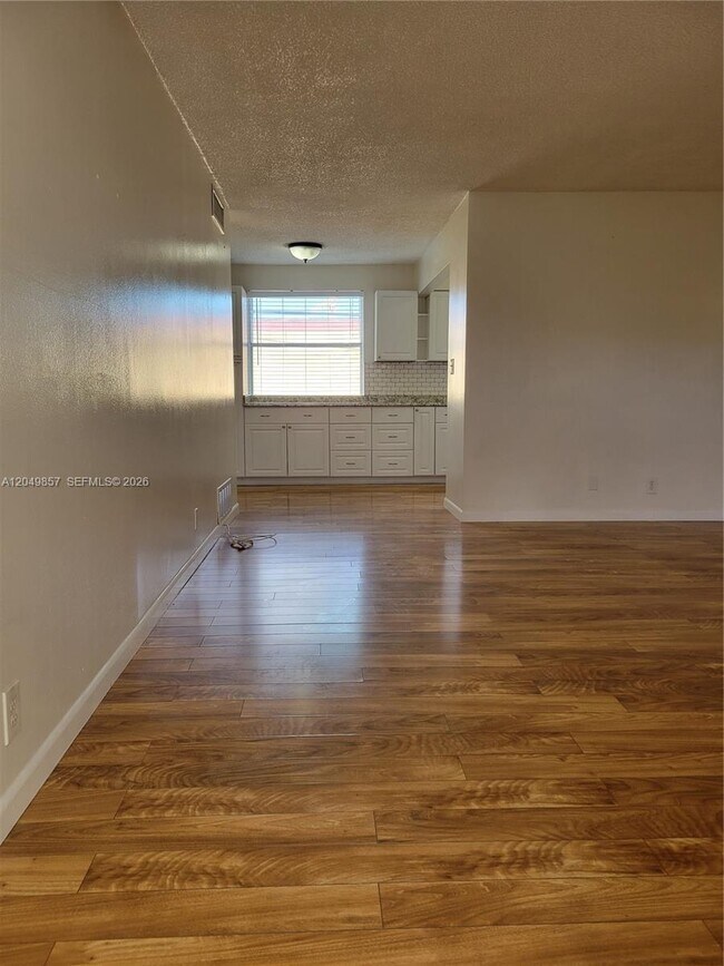 Photo - 2200 Taylor St Unit 205