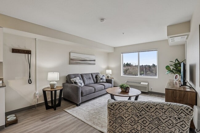 Woodland Flats Apartments