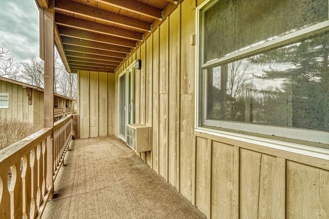 Swiss Chalet Apartments