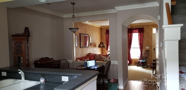 Building Photo - 12137 Memory Ln Rental
