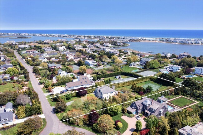 Photo - 7 Stillwaters Ln