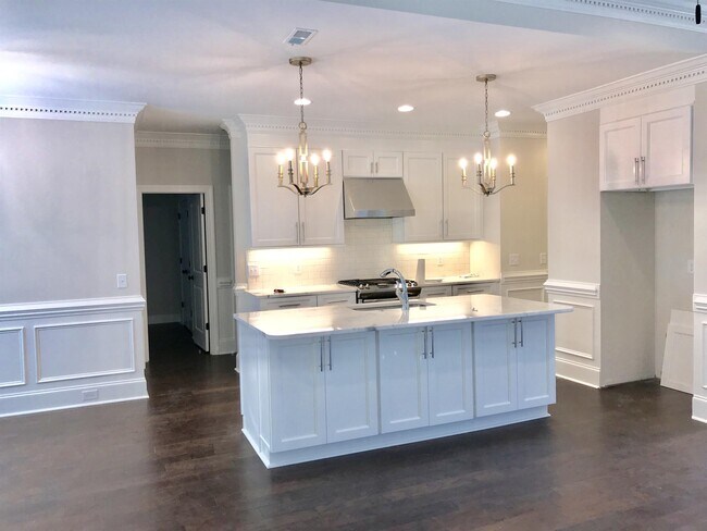 Photo - 994 Via Salvatore