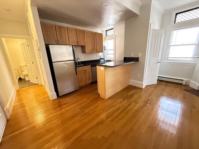 Photo - 115 Commonwealth Ave